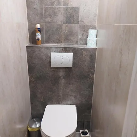 Apartman V&S Apartment *